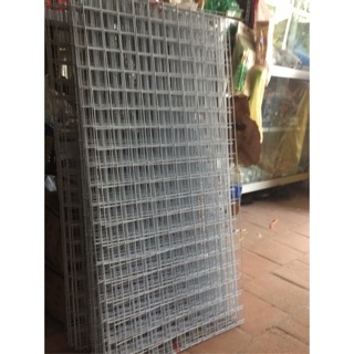 Tấm lưới 100 x 100 cm, khung lưới sắt treo tường ô 3 cm