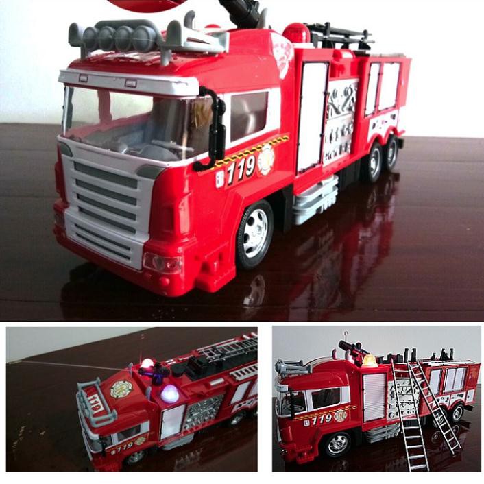 Ô tô cứu hỏa điều khiển sử dụng pin sạc phun được nước thật có âm thanh và đèn hàng Quảng Châu