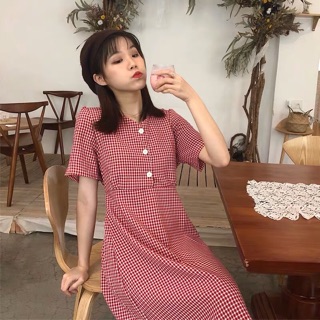 Váy xoè dáng lửng