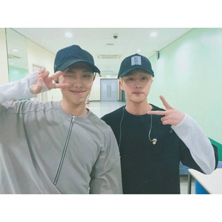 Mũ lưỡi trai bt21