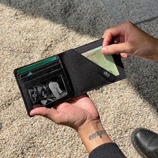 Ví Vải Gập Đôi Màu Phối DIM Lined Wallet - Ngang (Ngăn Rút Tiền Nhanh)