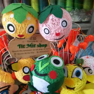 Đèn trung thu dâu tây handmade