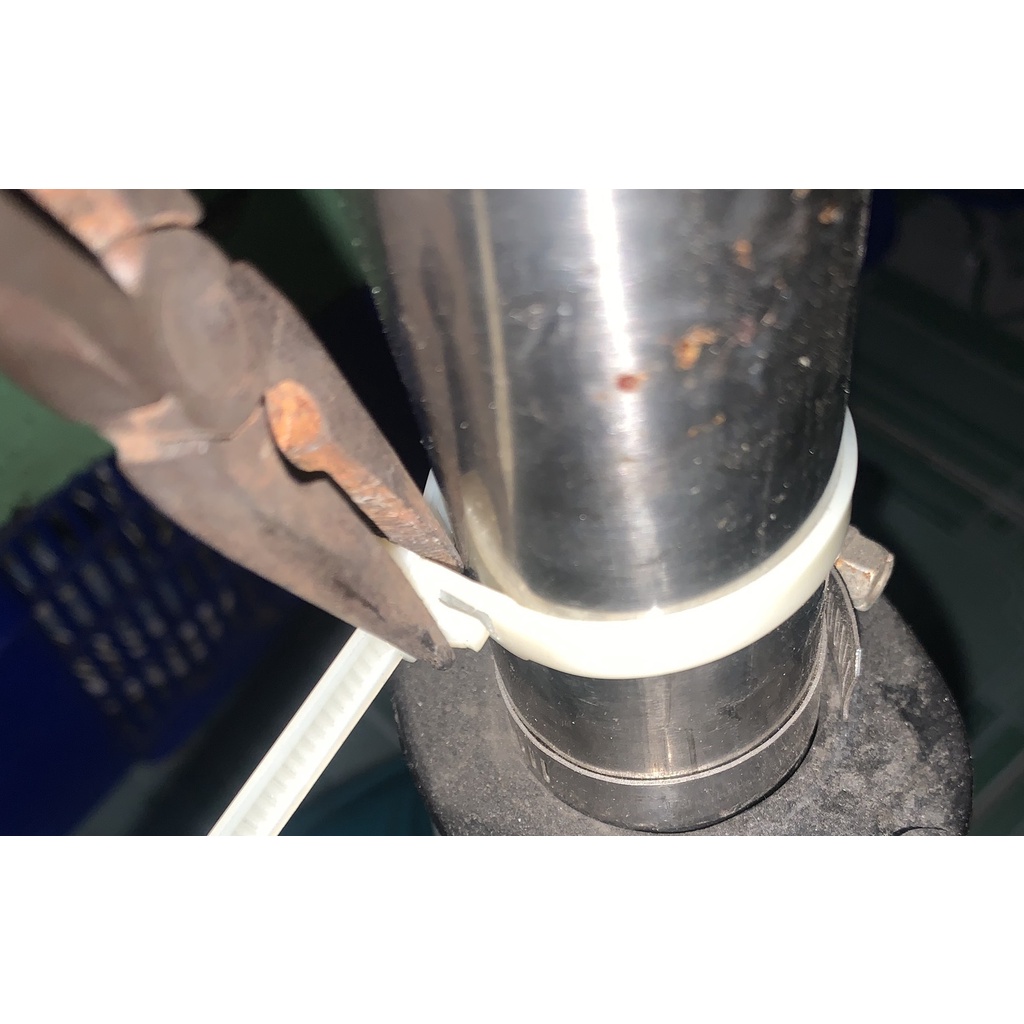 Túi 100 Dây rút Trắng 7x300mm tháo mở bằng kềm nhọn (không dùng lực tay)