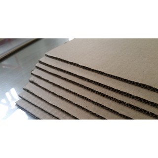 Khổ 50x50cm Combo 8 tấm giấy carton các-tông 3 lớp dày 3mm làm mô hình, đóng thùng, trang trí ( VA124x2 ) - Luân Air