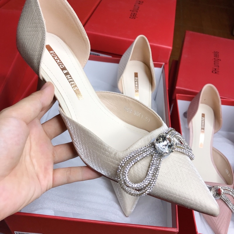 Giày cao gót nơ dây khoét eo QCCC Full box RH-668-9