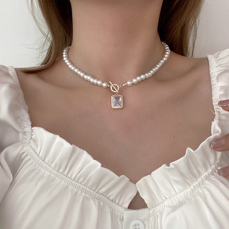 Chuỗi cổ ngọc trai nhân tạo choker 6ly mix mặt đá cổ điển
