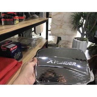 Ốp nắp bình xăng xe Xpander 2018