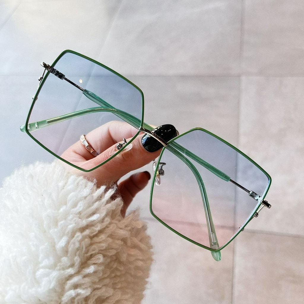 Mắt Kính Thời Trang Form Vuông Titan Cao cấp 727 Pha Màu Cá Tính Phong Cách