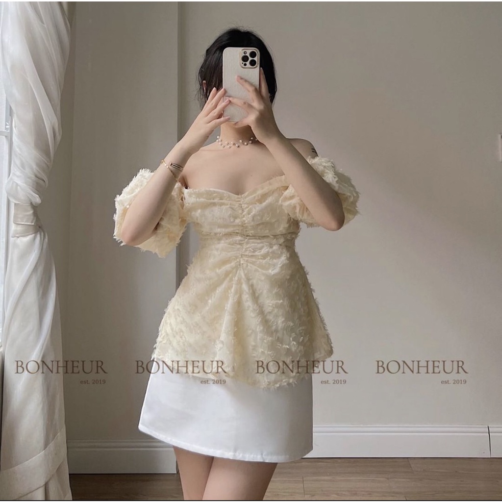 Áo Voan Trễ Vai Lông Vũ Nhún Ngực, Áo Trễ Vai Tiểu Thư Phong Cách March.Clothes
