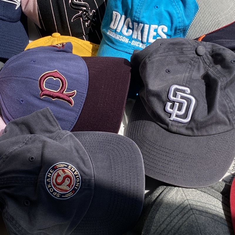 Mũ lưỡi trai nhiều màu đa dạng dành cho nam và nữ