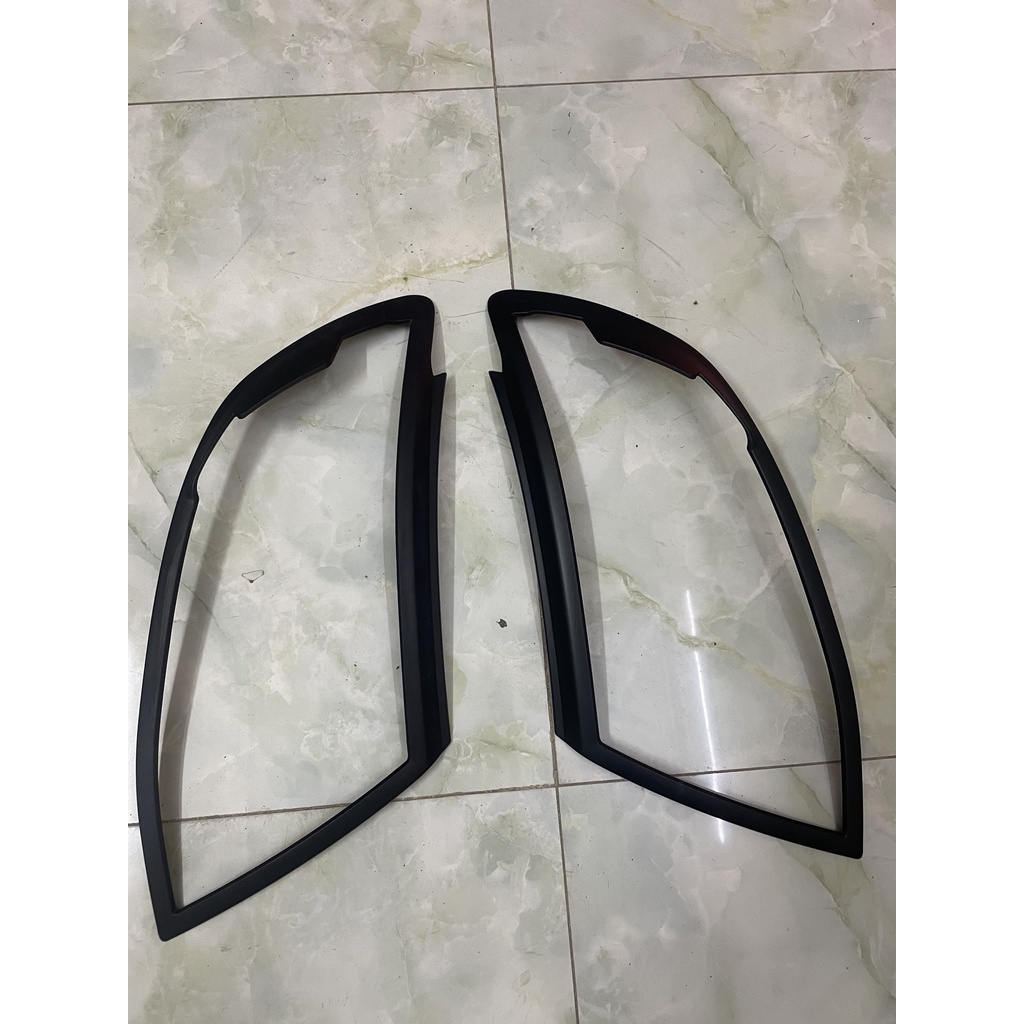 Bộ ốp viền đèn pha đen và mạ crom xe Ford Ranger form 2013-2015 form cũ