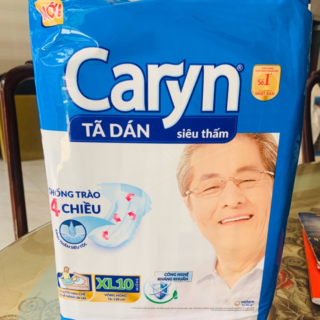 TẢ DÁN NGƯỜI GIÀ CARYN