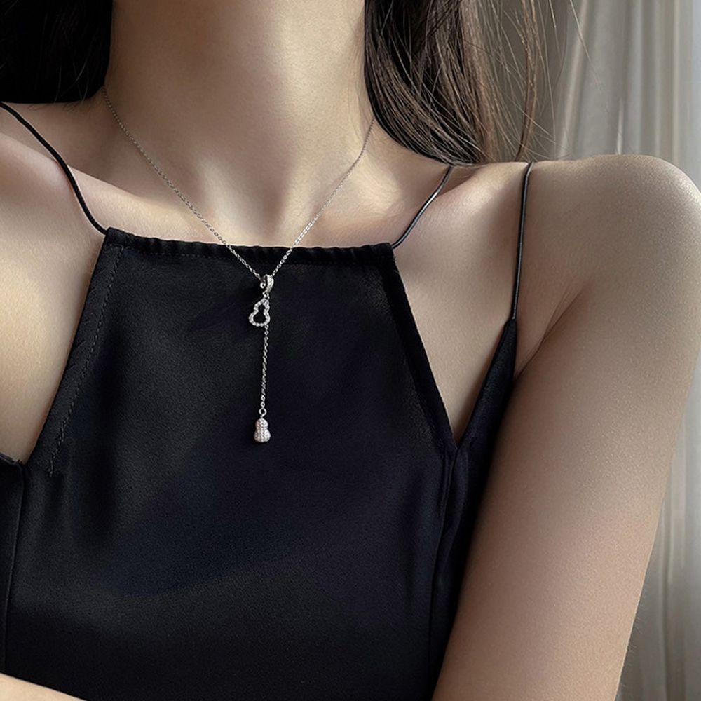 Vòng cổ Mặt Hình Quả Bầu Rỗng Sang Trọng Thanh Lịch Thời Trang Cho Nữ