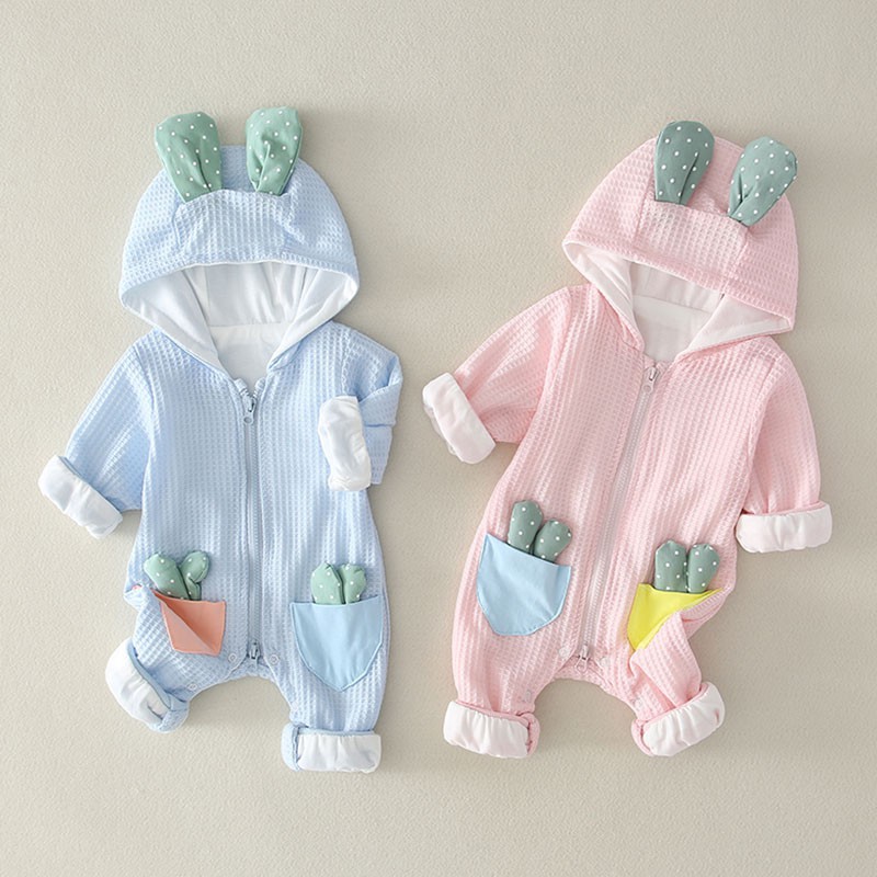 Bộ áo liền quần có mũ trùm họa tiết hình cây xương rồng đáng yêu cho bé