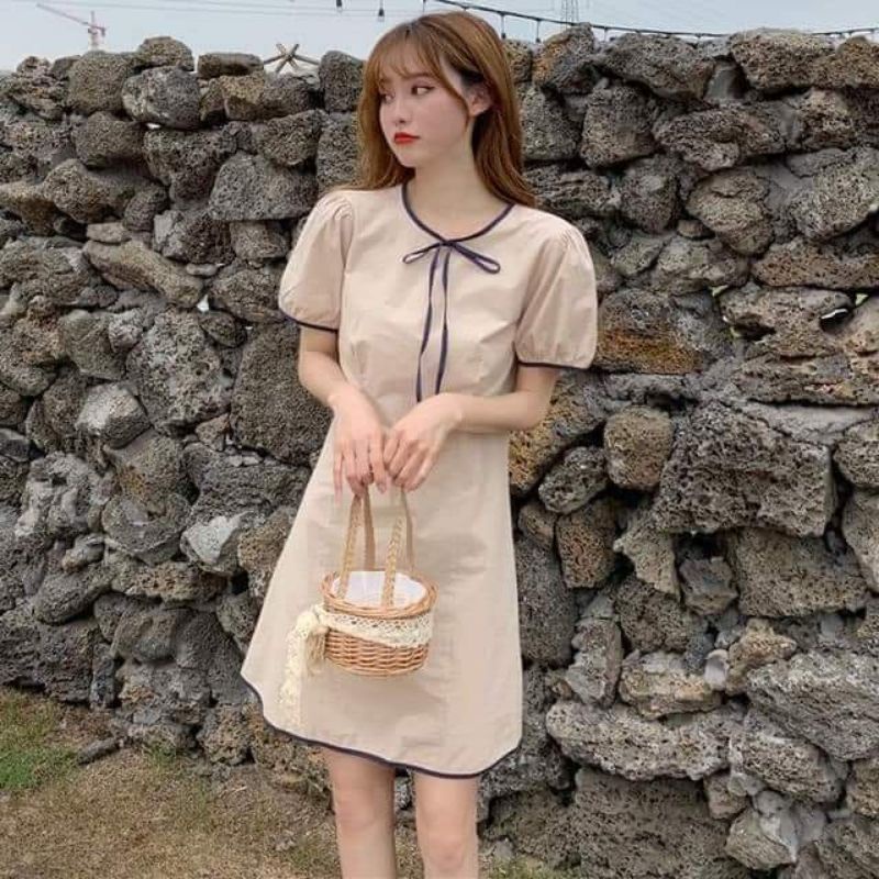 Đầm/váy xuông nơ cổ màu beige/da tay phồng cổ tròn