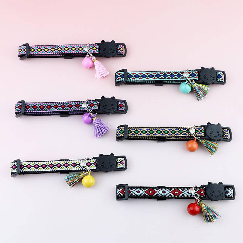 Vòng Cổ Gắn Chuông Thổ Cẩm Xinh Xắn Chống Gàu Cho Thú Cưng