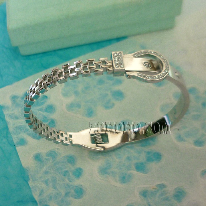 Vòng tay titan VZ723