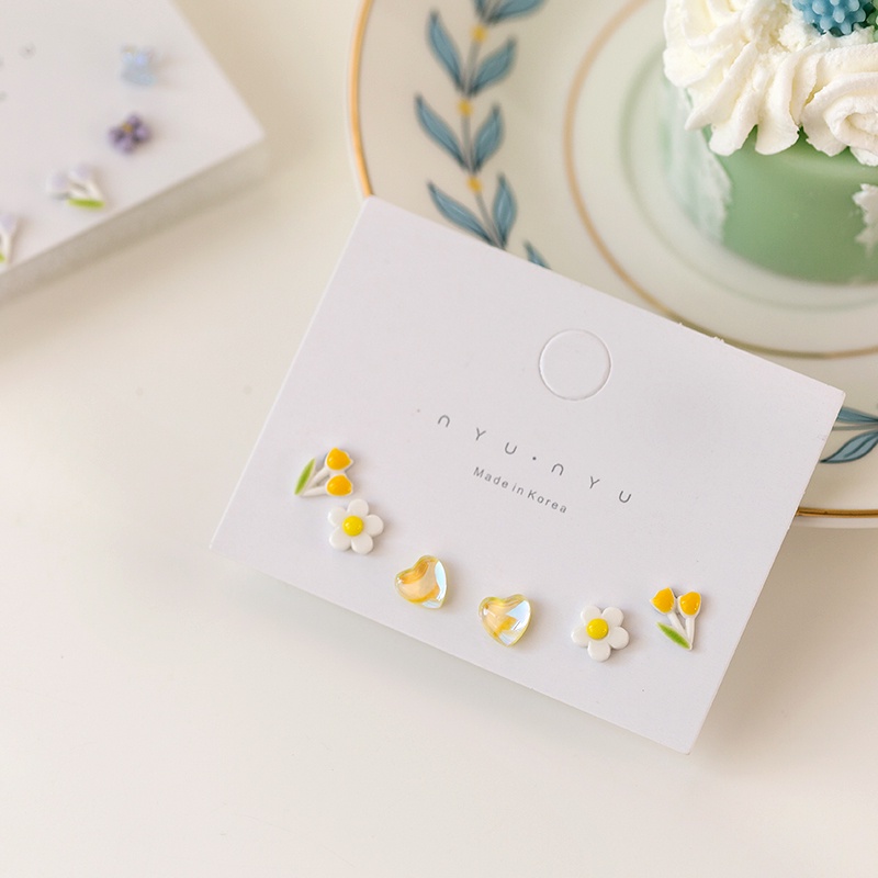 Bông Tai Hình Hoa Tulip Và Trái Tim Bằng Nhựa Màu Vàng Hồng Cho Nữ