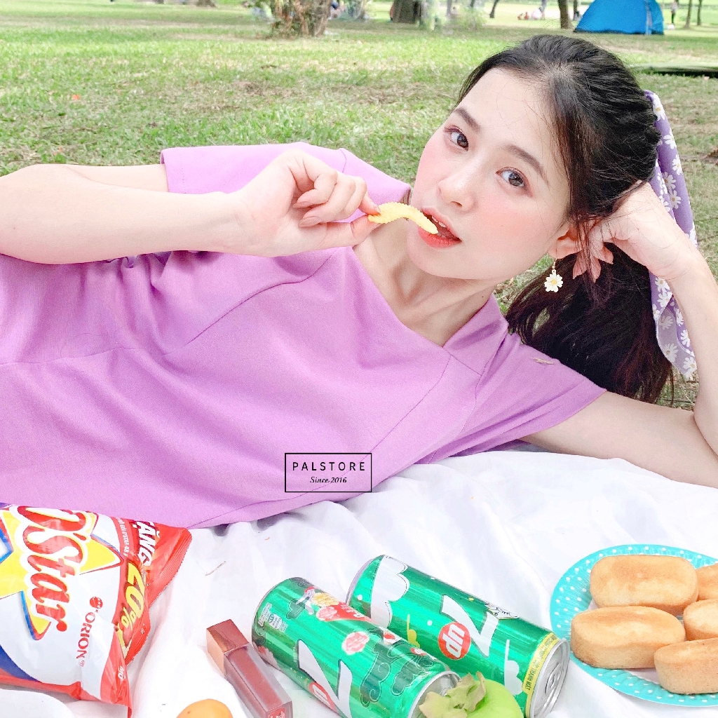 [Mã FAMAYWA2 giảm 10K đơn 50K] đầm thun xẻ vạt cổ tam giác - hàng thiết kế | BigBuy360 - bigbuy360.vn