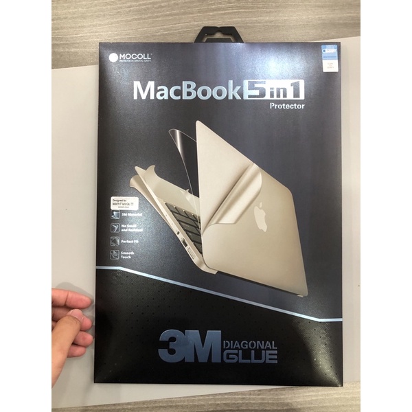 Bộ dán macbook pro m2 13inch 5in1 chính hãng mocooll