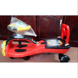 Xe lắc tựa lưng song long có nhạc 230k