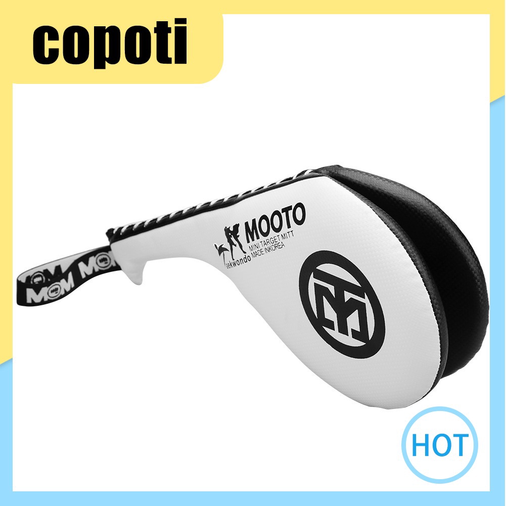 Đích đá chân tập võ Taekwondo