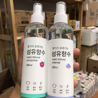 Xịt thơm quần áo Hàn Quốc Fabric Perfume 250ml chính hãng