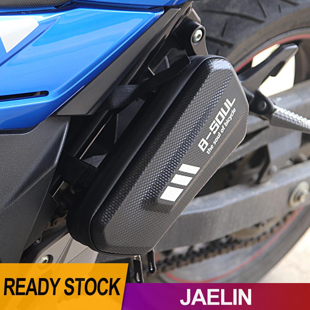 Túi đựng đồ bằng vỏ cứng dùng để treo trên xe máy tiện lợi