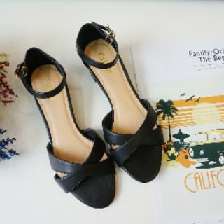 Sandal quai chéo gót mica