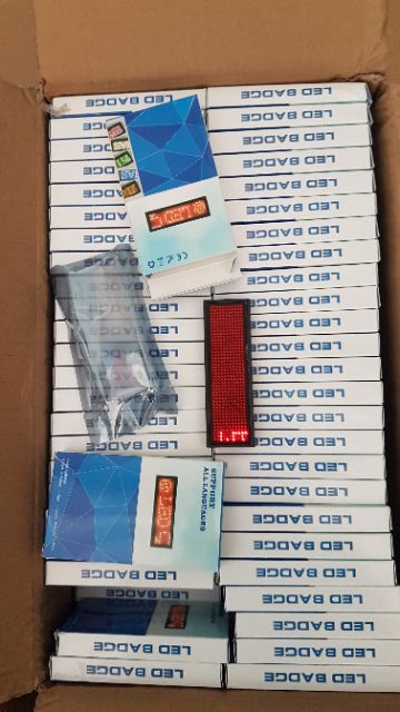 Led thẻ tên, led đeo ngực, name bage kích thước 9.5 cm x 2,5cm