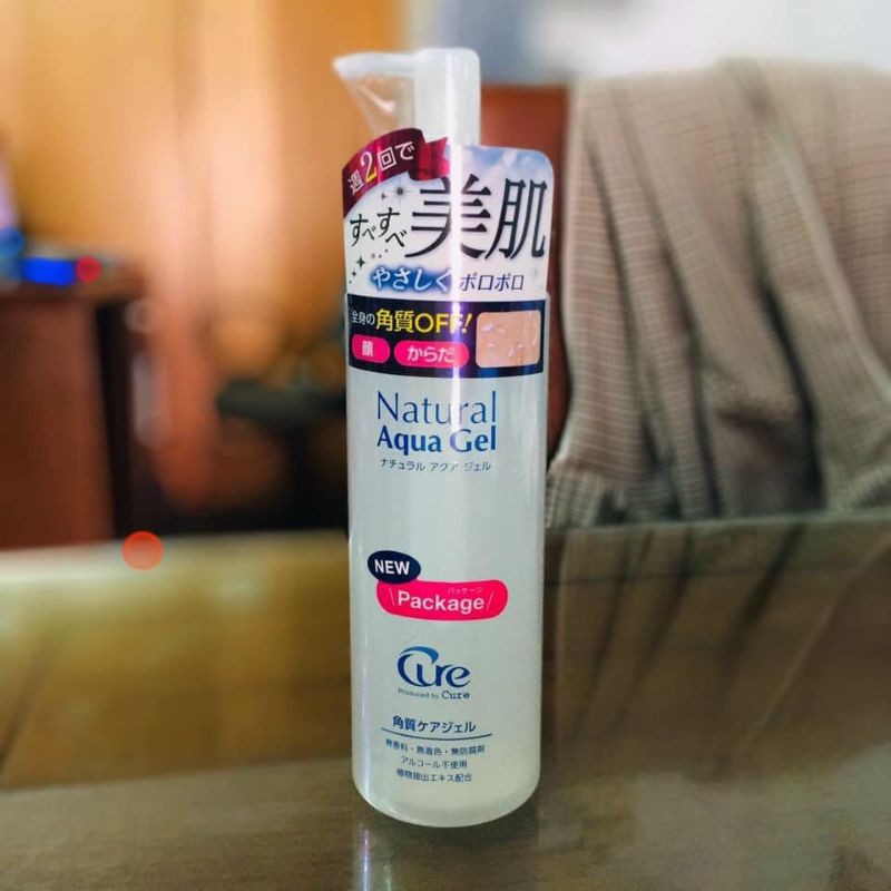 Tẩy da chết Cure Natural Aqua Gel