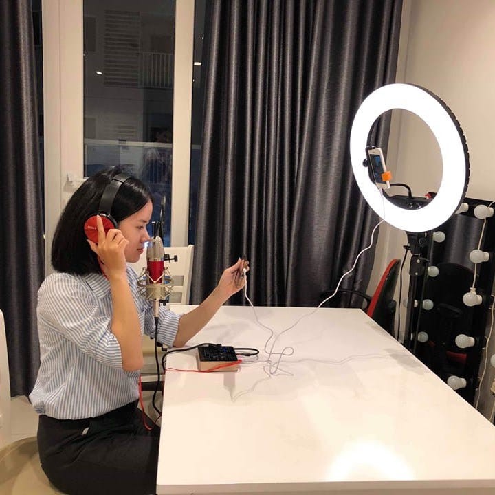 Đèn Livetream các size(đầy đủ cả chân đèn và kẹp) .Hỗ trợ ánh sáng Chụp Ảnh, Make Up Trang Điểm. Đèn quay trực tuyến | BigBuy360 - bigbuy360.vn
