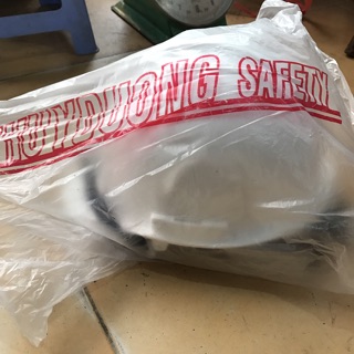 Mũ Bảo Hộ Thùy Dương