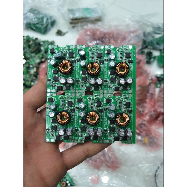 Mạch hạ áp 12/24VDC xuống 5VDC 3A CT03 hàng mới