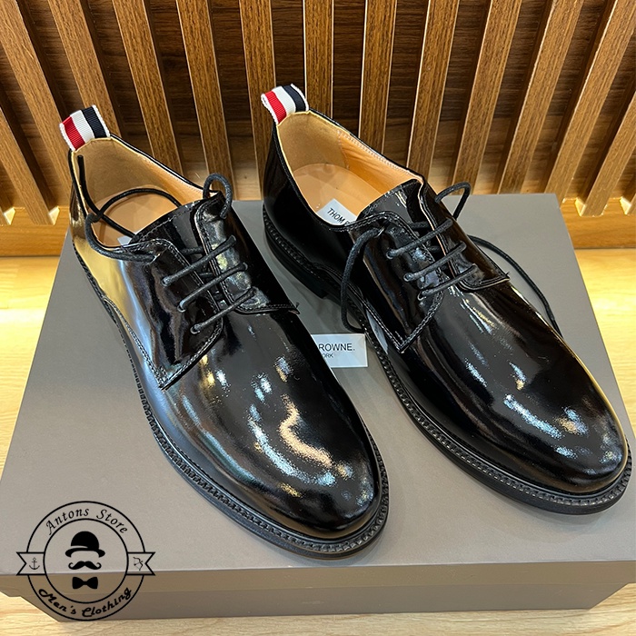 Giày Thom Browne Buộc Dây Bóng Trơn