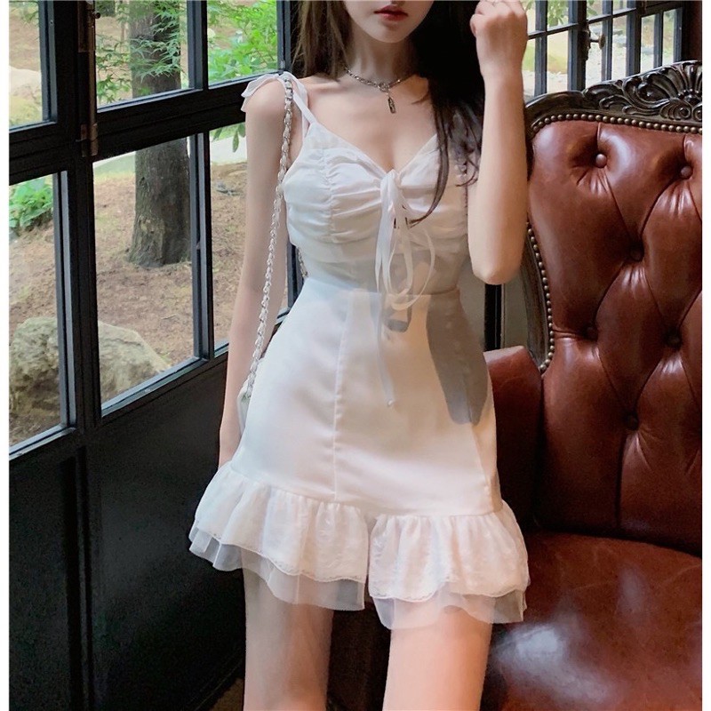 Đầm trắng tiểu thư vintage