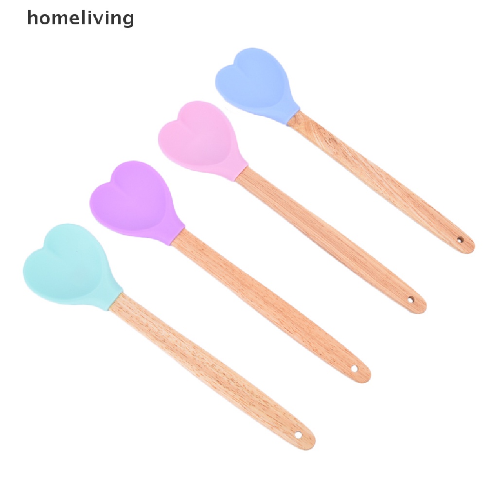 Muỗng Silicone Cán Gỗ Hình Trái Tim Tiện Dụng Khi Làm Bánh