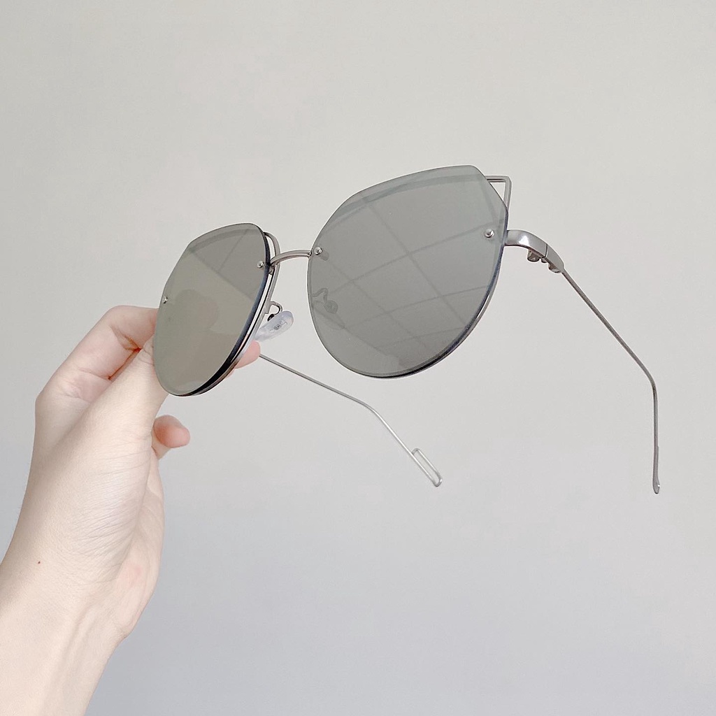 Kính mát trang gương mắt mèo, gọng kim loại chắc chắn