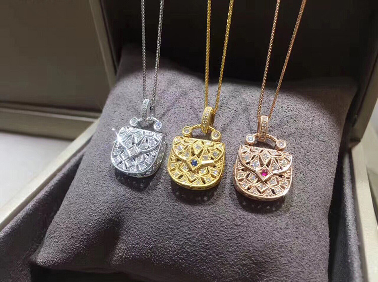 vòng cổ Mạ Vàng 18k Mặt Hình Túi Xách Đính Đá Thanh Lịch
