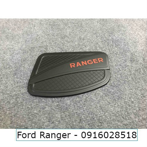 Ốp nắp bình xăng màu đen cho xe ô tô, xe hơi Ford Ranger