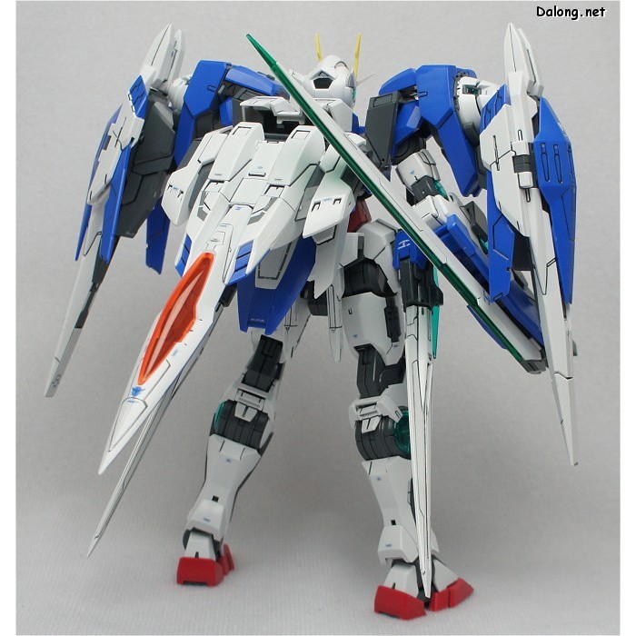 Mô hình lắp ráp MG 1/100 00 Raiser Gundam Bandai