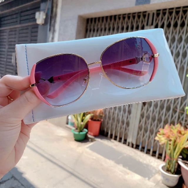 Kính mát nữ thời trang kiểu dáng đẹp trẻ trung nhiều màu chống tia cực tím tặng túi đựng kính M04