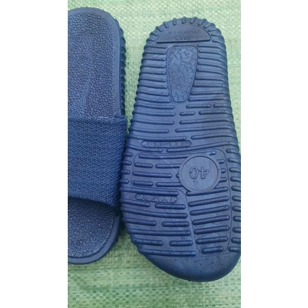 Dép lê nhựa quai ngang đế đúc