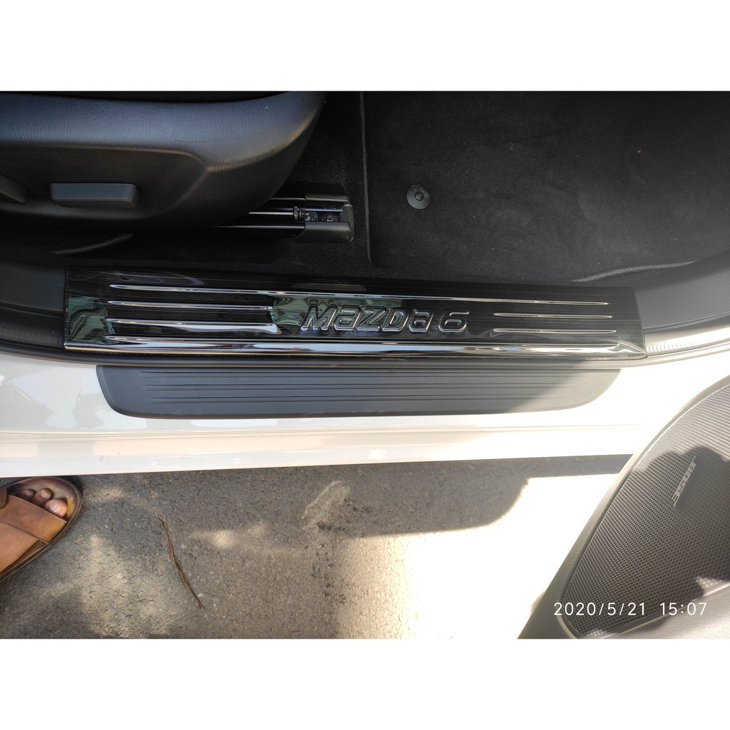 Ốp bậc cửa Mazda 6 2013 - 2021 Titan cao cấp