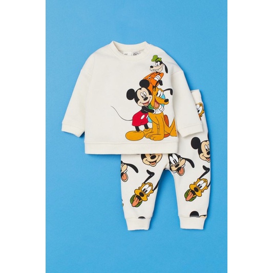 Set nỉ hoạ tiết Micky cho bé