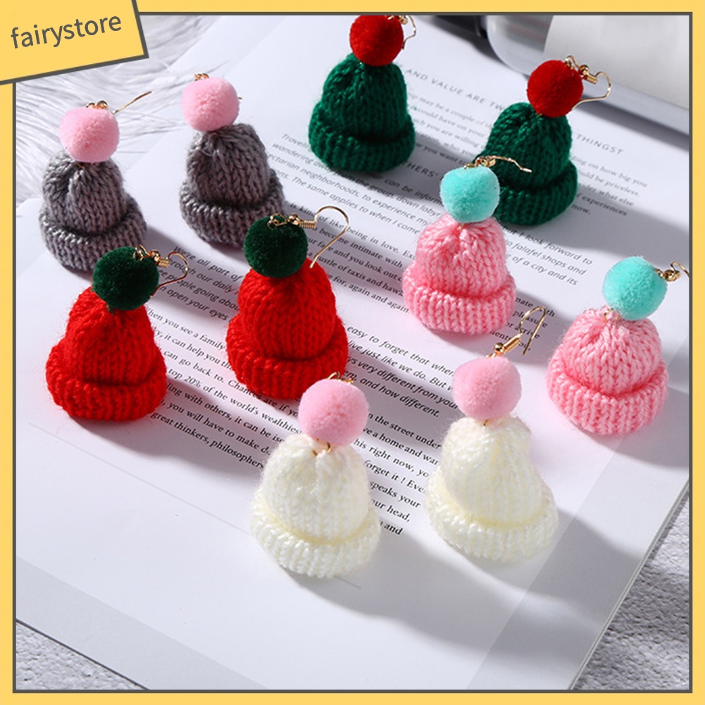 Đôi khuyên tai dạng kẹp/ dạng móc thiết kế mũ len đính quả bông xù trên đỉnh đáng yêu dành cho nữ