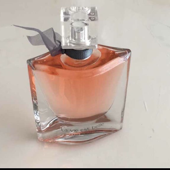 Nước hoa nữ LAVIE EST BELLE mã MP59
