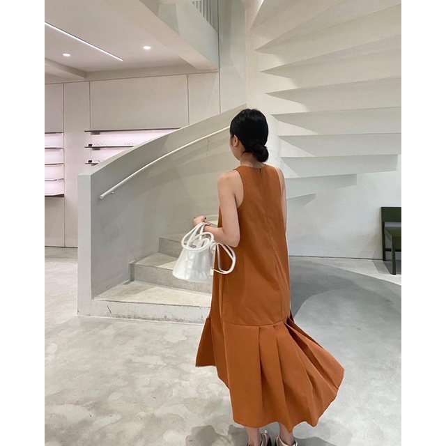 SHU SHI - Váy Sát Nách Xếp Ly Linen