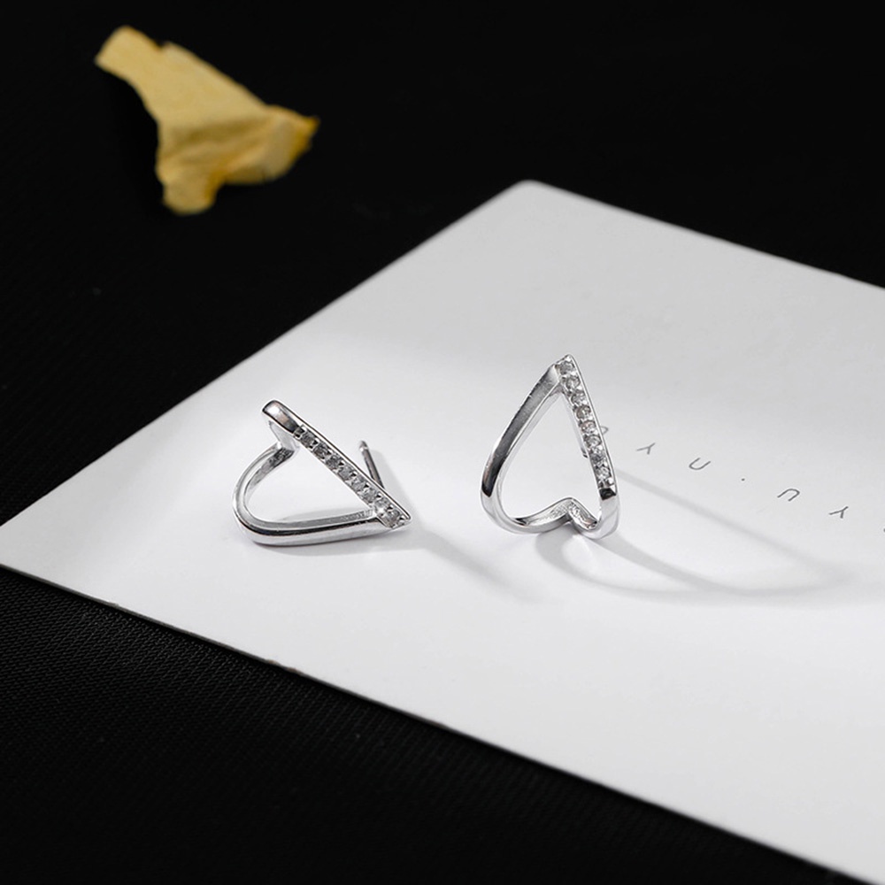 Khuyên Tai Hình Trái Tim Mạ Bạc 925 Phong Cách Hàn Quốc