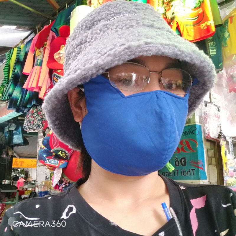 Khẩu trang vải 3 lớp tai mèo đủ kiểu,mẫu dễ thương, đáng yêu cho nữ, tự tin đón nắng,đón mưa.